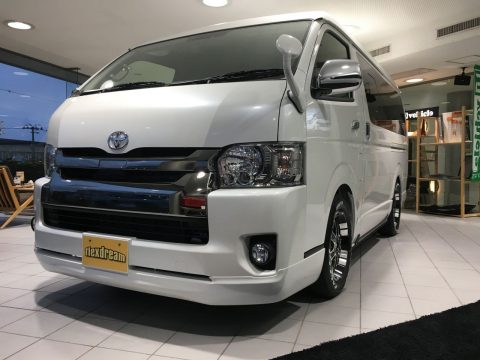 ★新車ハイエースワイドバン★スーパーGL　ホワイトパール　ダークプライムが入庫しましたー！！